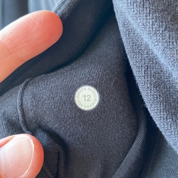 Lululemon Hooded Radiant Jacket in Black - Picture 8 of 9